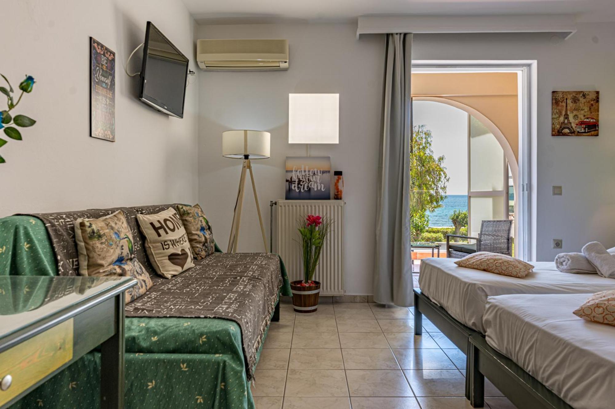 Seafront Spirit Apartments مدينة زاكينثوس المظهر الخارجي الصورة