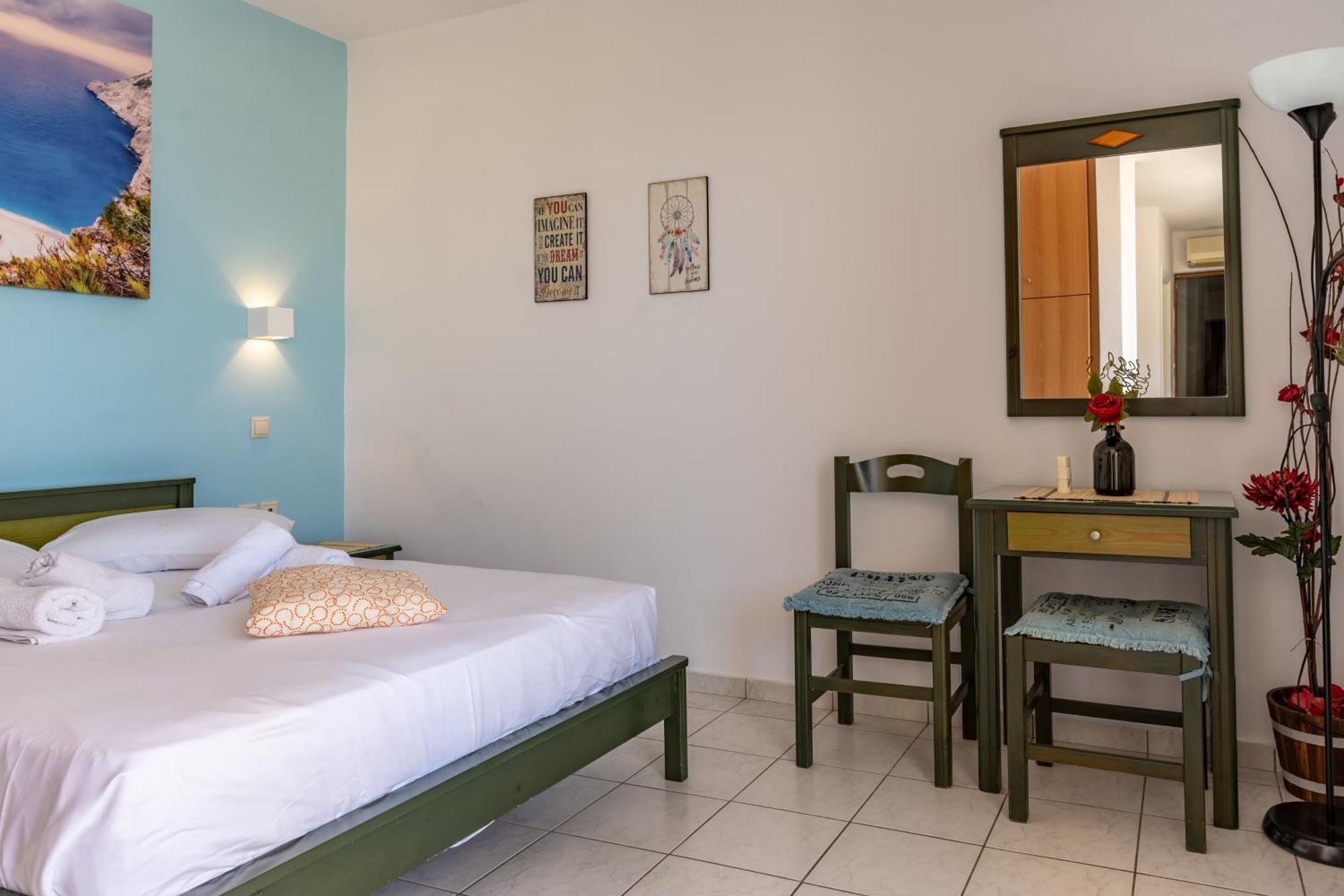 Seafront Spirit Apartments مدينة زاكينثوس الغرفة الصورة