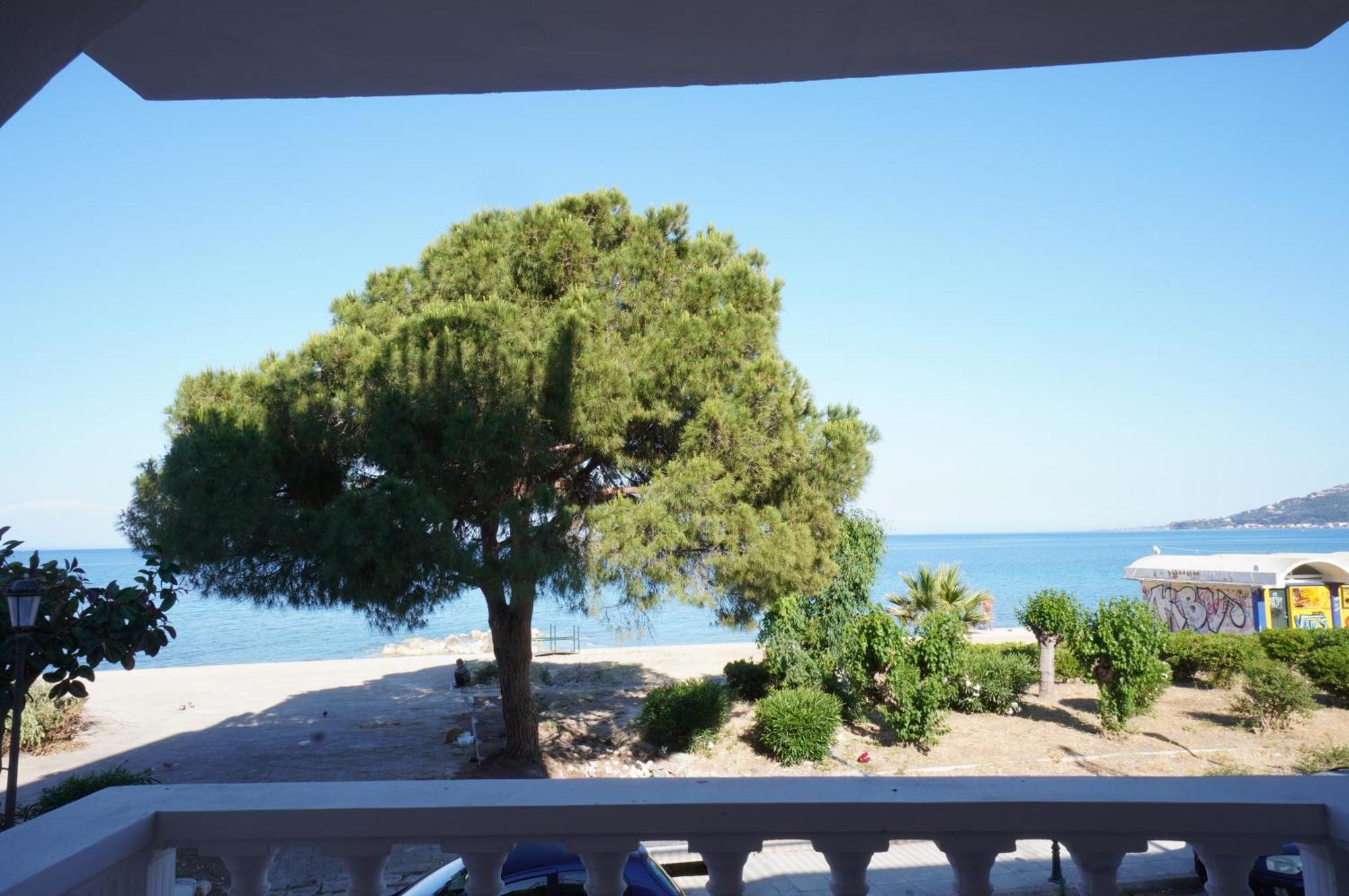 Seafront Spirit Apartments مدينة زاكينثوس الغرفة الصورة