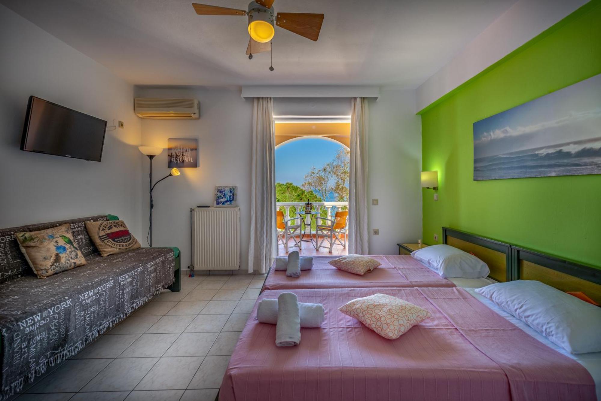 Seafront Spirit Apartments مدينة زاكينثوس المظهر الخارجي الصورة