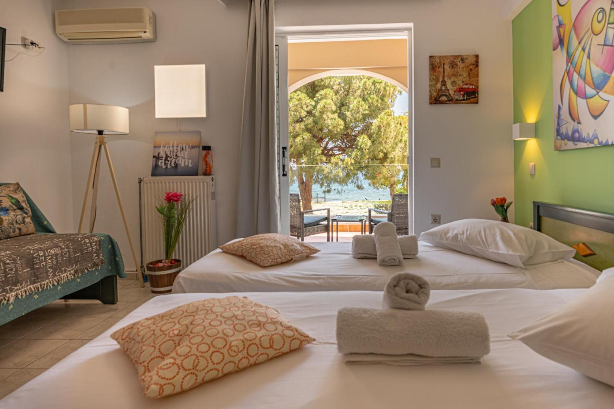 Seafront Spirit Apartments مدينة زاكينثوس المظهر الخارجي الصورة